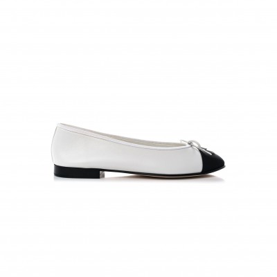 CHANEL LAMBSKIN CAP TOE CC BALLERINA FLATS WHITE BLACK 